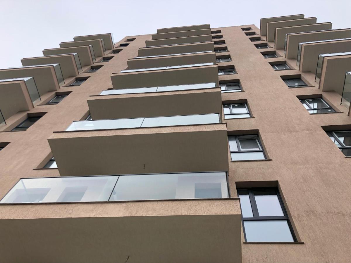 Fancy Penthouse Studio With Lakeview W10 Bukarest Exterior foto