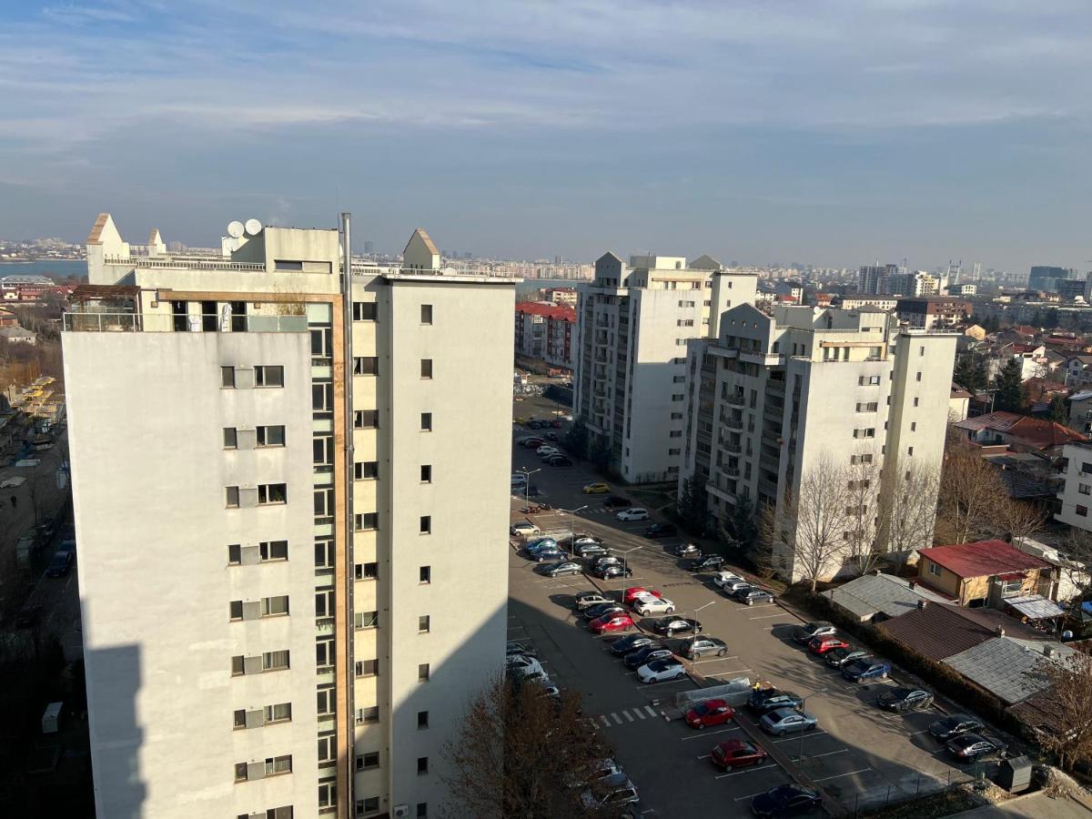 Fancy Penthouse Studio With Lakeview W10 Bukarest Exterior foto