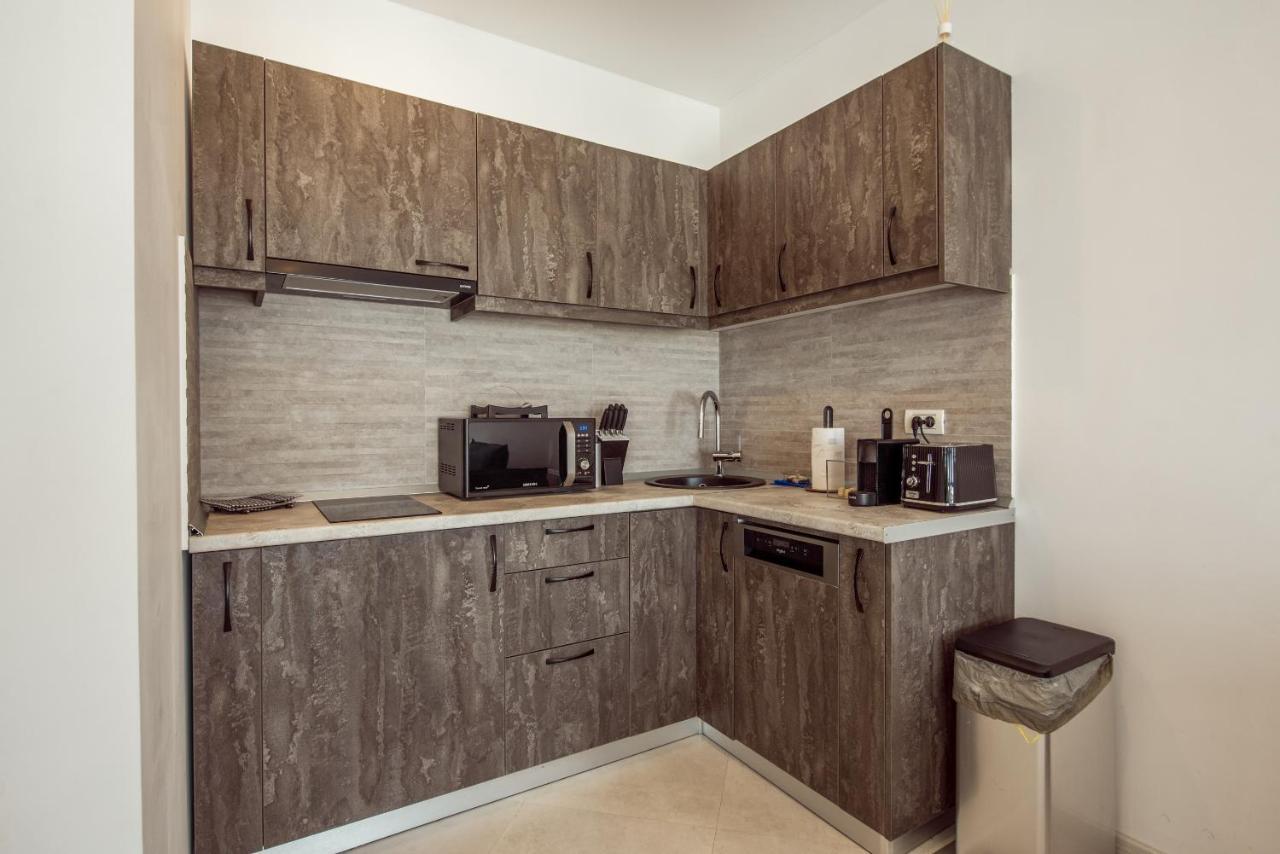 Fancy Penthouse Studio With Lakeview W10 Bukarest Exterior foto