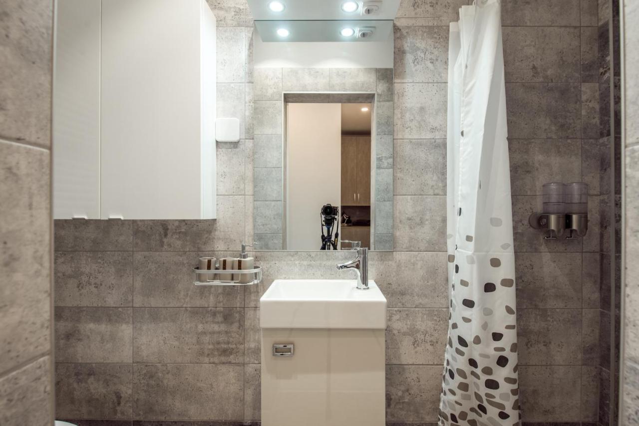 Fancy Penthouse Studio With Lakeview W10 Bukarest Exterior foto